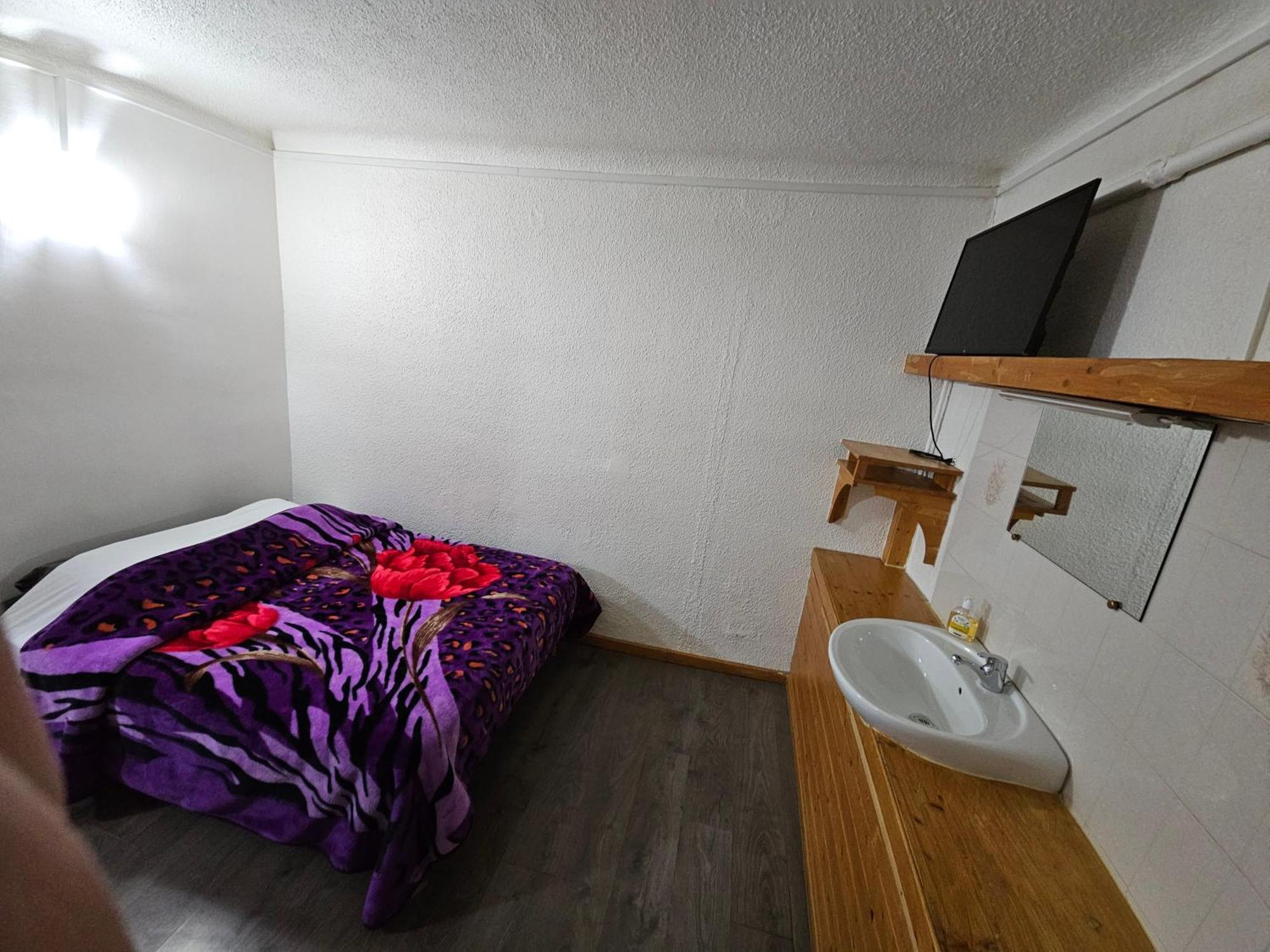 Hotel De La Gare บรีอองซง ภายนอก รูปภาพ